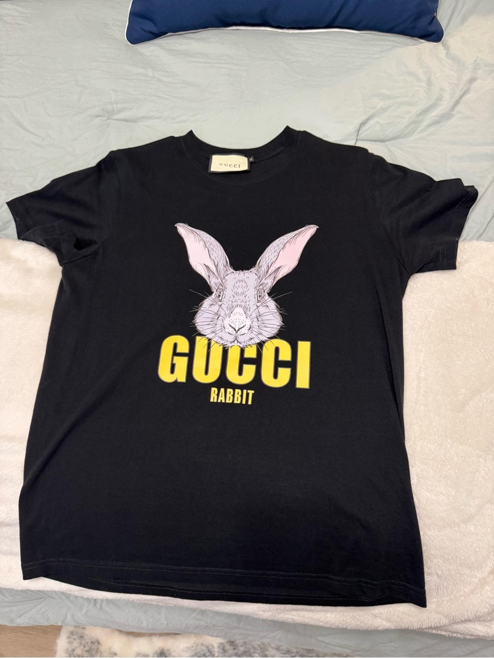 Mens Medium Gucci Rabbit Tee